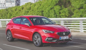 SEAT Leon 5D Erhältlich: Benziner: 115–150 PS Diesel: 115–150 PS Mild-Hybrid: 150 PS Plug-in Hybrid: 204 PS (bis zu 125 km Reichweite)