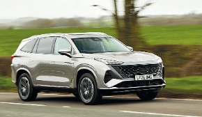 NEU: MGS9: der Siebensitzer mit drei Sitzreihen, bis zu  2.093 l Gepäck, ab 39.640 Euro. Plug-in-Hybrid mit 220 kW/299 PS Systemleistung: elektrische Reichweite von bis zu 100 km.