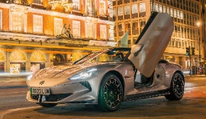 MG Cyberster: Das Flaggschiff bringt das sportliche Erbe in die Elektroära. Maximale Reichweite von 507 km. Preis ab 61.840 Euro. 2 Versionen mit 340 bzw.  510 PS. 